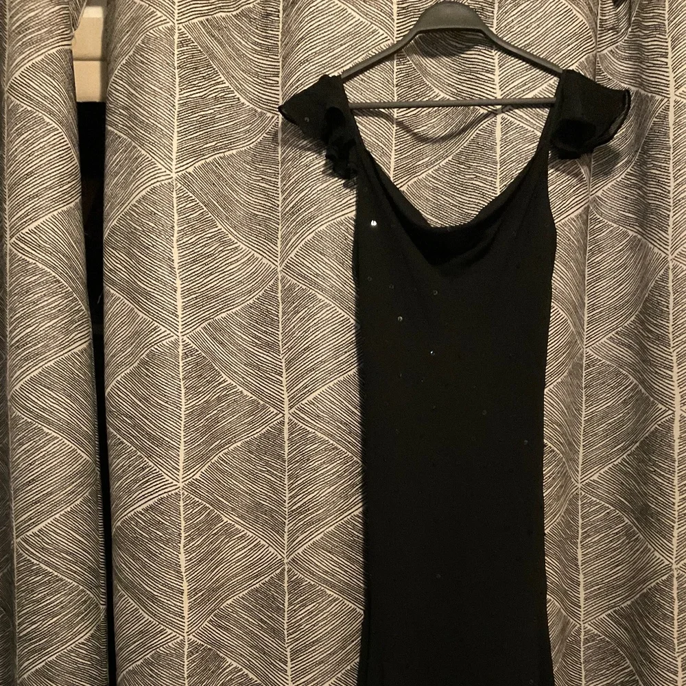 Simply stunning Y2K special event sequined LBD - Picture 12 of 14